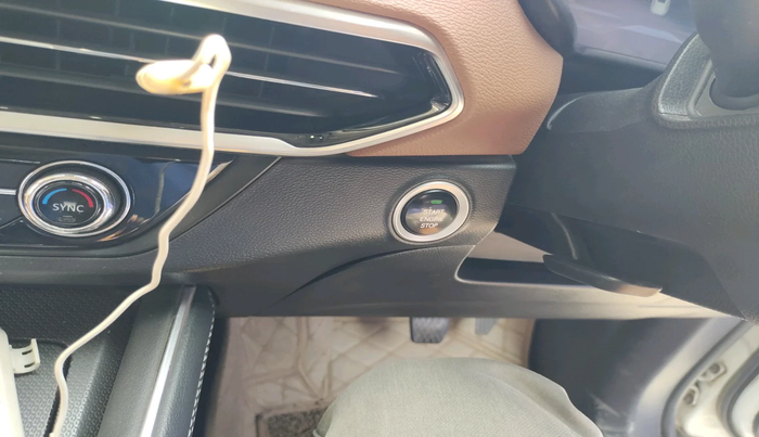 2020 MG GLOSTER SHARP 7 STR 2.0 TWIN TURBO 4WD, Diesel, Automatic, 1,31,000 km, interior