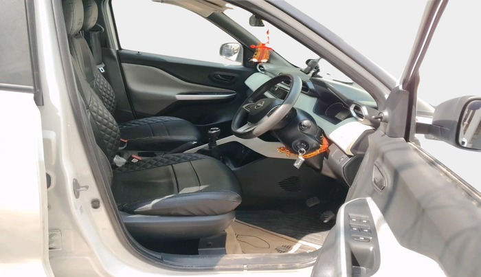 2023 Nissan MAGNITE XE, Petrol, Manual, 16,266 km, interior