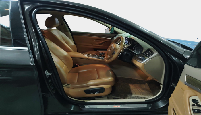2013 BMW 5 Series 520D 2.0, Diesel, Automatic, 1,04,350 km, interior
