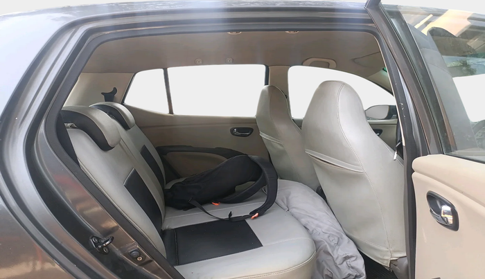 2011 Hyundai i10 SPORTZ 1.2, Petrol, Manual, 68,759 km, interior