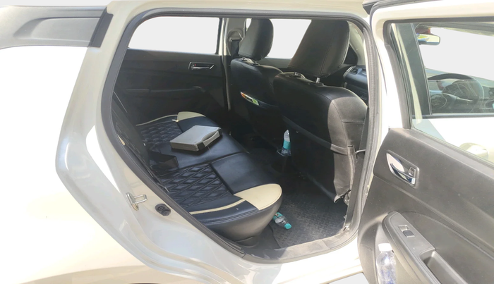 2023 Maruti Swift VXI AMT, Petrol, Automatic, 18,238 km, interior