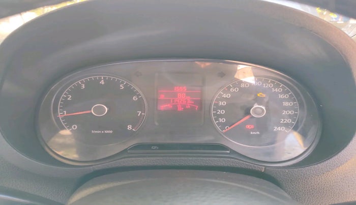 2010 Volkswagen Polo HIGHLINE1.2L, Petrol, Manual, 1,14,263 km, interior