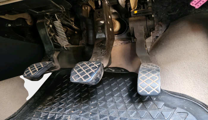 2010 Volkswagen Polo HIGHLINE1.2L, Petrol, Manual, 1,14,263 km, interior