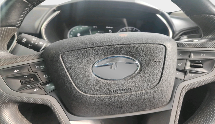 2021 Tata Harrier XZA PLUS 2.0L, Diesel, Automatic, 78,785 km, interior