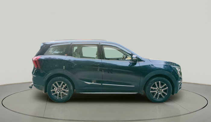 2024 Mahindra XUV700 AX7 Petrol MT 7 STR, Petrol, Manual, 15,288 km, exterior
