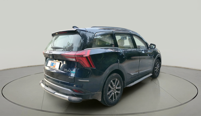 2024 Mahindra XUV700 AX7 Petrol MT 7 STR, Petrol, Manual, 15,288 km, exterior