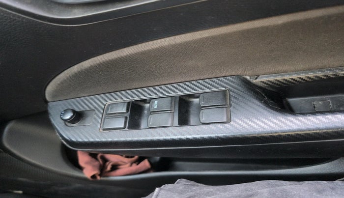 2013 Maruti Swift VDI, Diesel, Manual, 95,183 km, interior