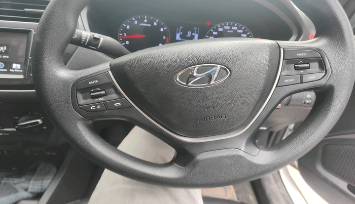 2020 Hyundai Elite i20 SPORTZ PLUS 1.2 DUAL TONE, Petrol, Manual, 59,930 km, interior