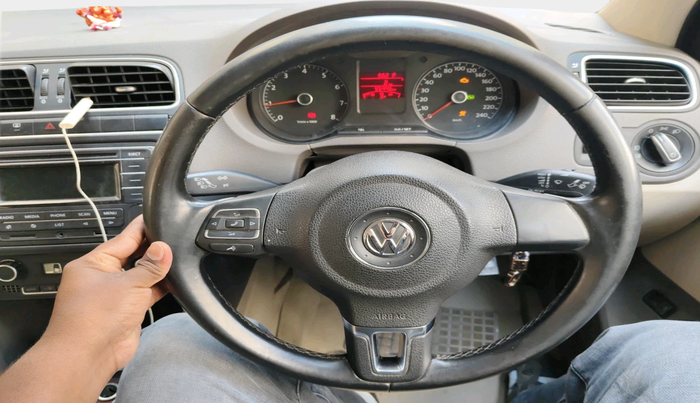 2013 Volkswagen Vento HIGHLINE PETROL AT, Petrol, Automatic, 95,446 km, interior