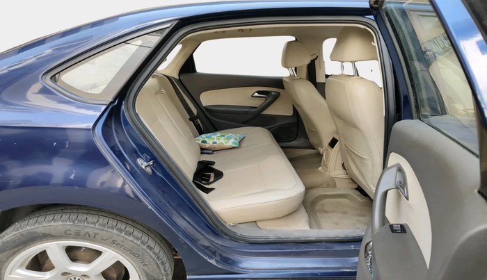 2013 Volkswagen Vento HIGHLINE PETROL AT, Petrol, Automatic, 95,446 km, interior