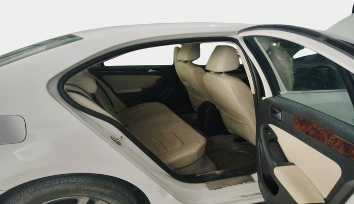 2013 Volkswagen Jetta HIGHLINE TDI AT, Diesel, Automatic, 1,59,968 km, interior