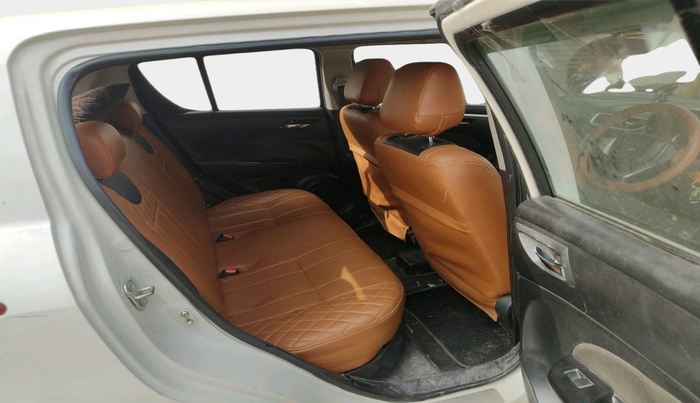 2013 Maruti Swift VDI, Diesel, Manual, 1,63,932 km, interior