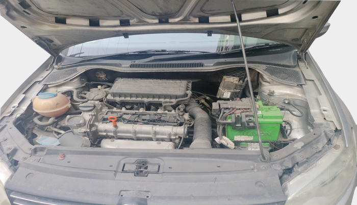 2012 Volkswagen Vento TRENDLINE 1.6, Petrol, Manual, 92,890 km, exterior