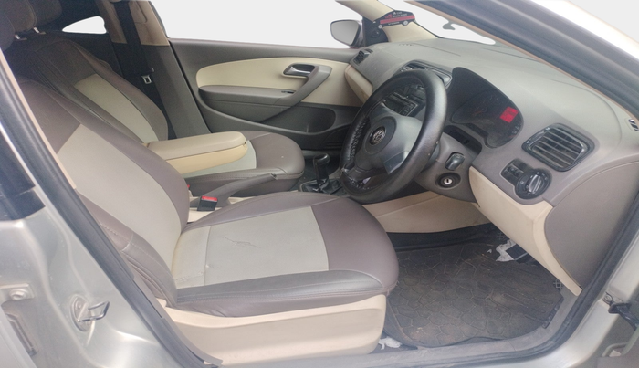 2012 Volkswagen Vento TRENDLINE 1.6, Petrol, Manual, 92,890 km, interior