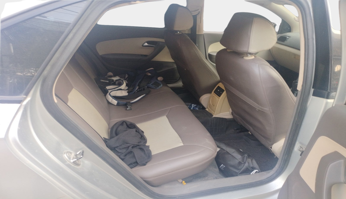 2012 Volkswagen Vento TRENDLINE 1.6, Petrol, Manual, 92,890 km, interior