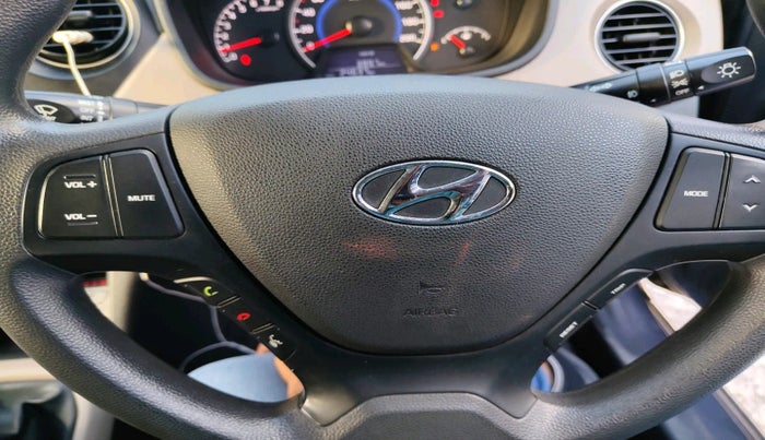 2018 Hyundai Grand i10 SPORTZ 1.2 KAPPA VTVT, Petrol, Manual, 24,637 km, interior