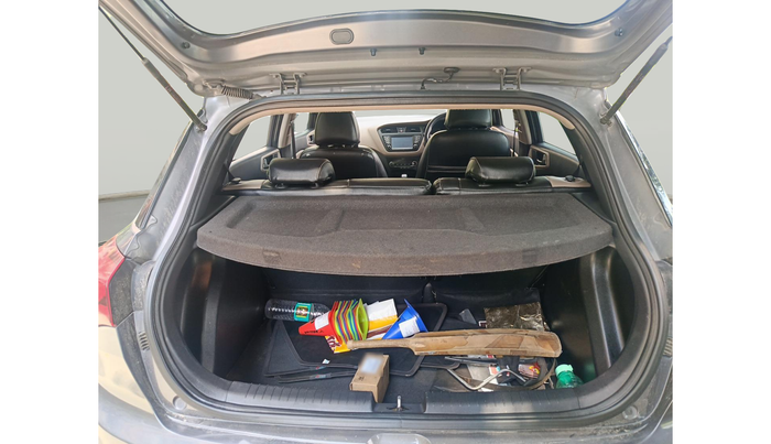 2017 Hyundai Elite i20 ASTA 1.2 (O), Petrol, Manual, 99,657 km, exterior