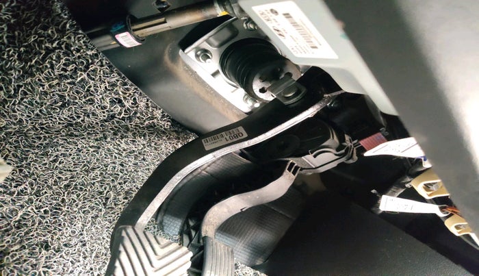 2022 Hyundai VENUE S+ 1.2, Petrol, Manual, 20,300 km, interior