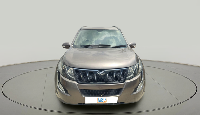 2017 Mahindra XUV500 W10 AT, Diesel, Automatic, 66,051 km, exterior