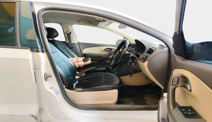 2011 Volkswagen Vento HIGHLINE DIESEL 1.6, Diesel, Manual, 1,04,515 km, interior