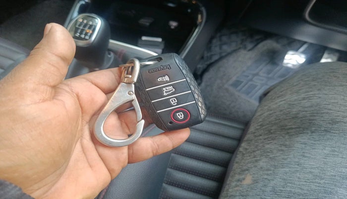 2021 KIA SONET GTX PLUS 1.0 IMT, Petrol, Manual, 24,289 km, interior