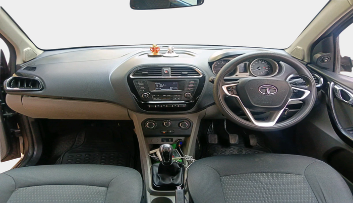 2017 Tata Tiago XZ PETROL, Petrol, Manual, 92,836 km, interior