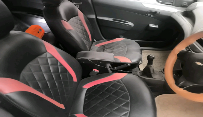 2013 Chevrolet Beat PS DIESEL, Diesel, Manual, 1,35,046 km, interior