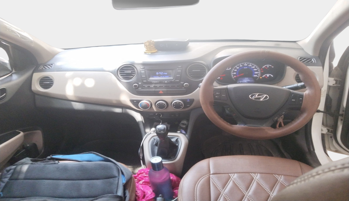 2018 Hyundai Grand i10 MAGNA 1.2 KAPPA VTVT, Petrol, Manual, 1,08,287 km, interior