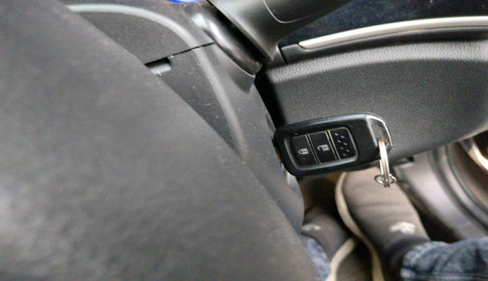 2016 Honda City 1.5L I-VTEC V MT, Petrol, Manual, 65,617 km, interior