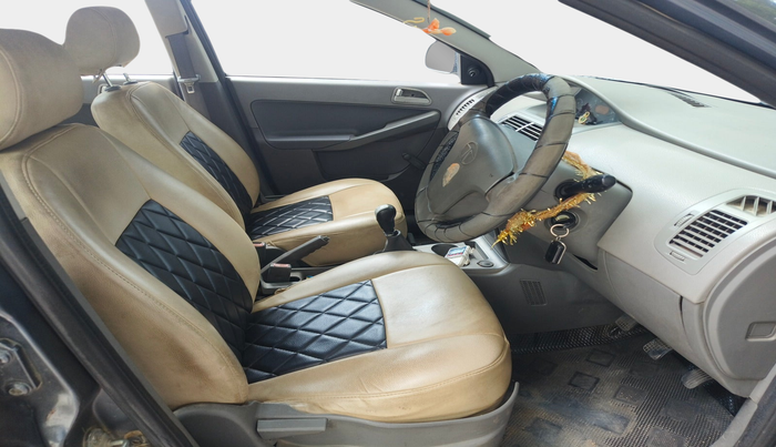 2010 Tata Indica Vista TERRA SAFIRE, Petrol, Manual, 1,20,467 km, interior