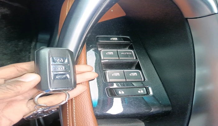 2020 MG HECTOR PLUS SHARP 1.5 PETROL TURBO DCT 6-STR, Petrol, Automatic, 88,645 km, interior