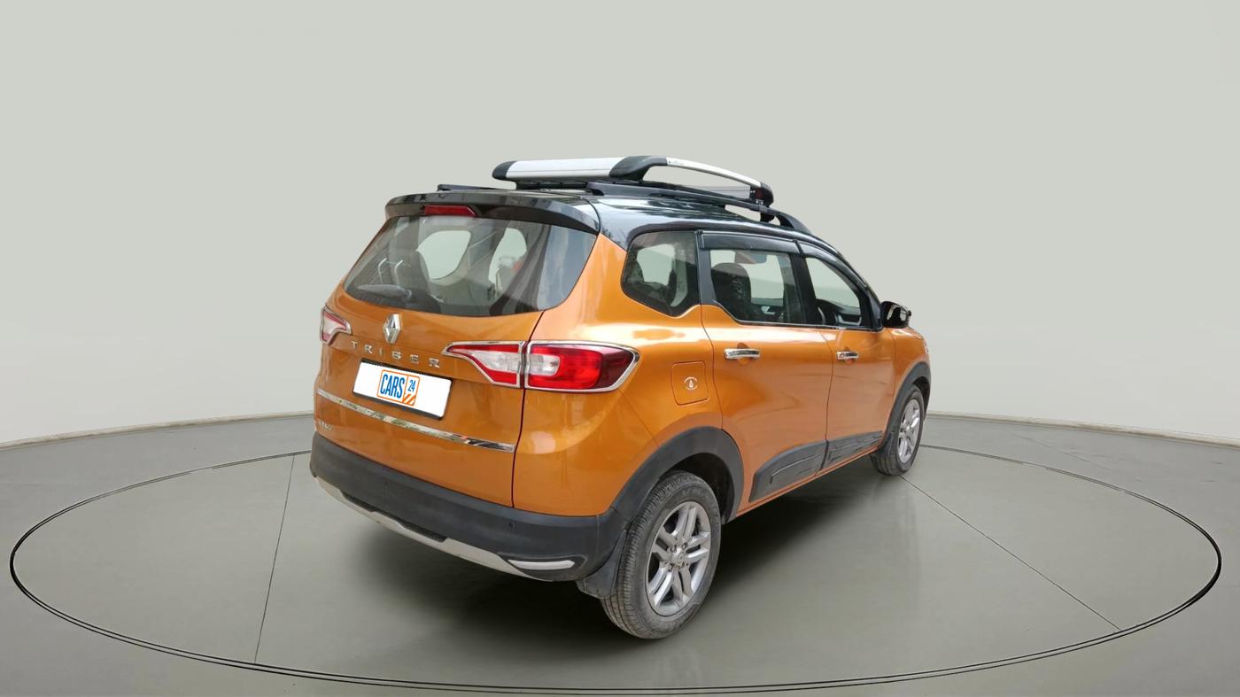 2022 Renault TRIBER RXZ DUAL TONE, Petrol, Manual, 21,190 km, exterior