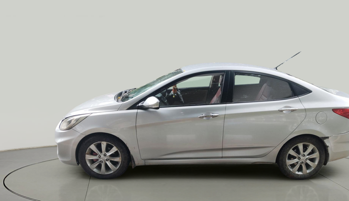 2011 Hyundai Verna FLUIDIC 1.6 CRDI SX AT, Diesel, Automatic, 1,84,680 km, exterior