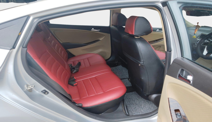 2011 Hyundai Verna FLUIDIC 1.6 CRDI SX AT, Diesel, Automatic, 1,84,680 km, interior