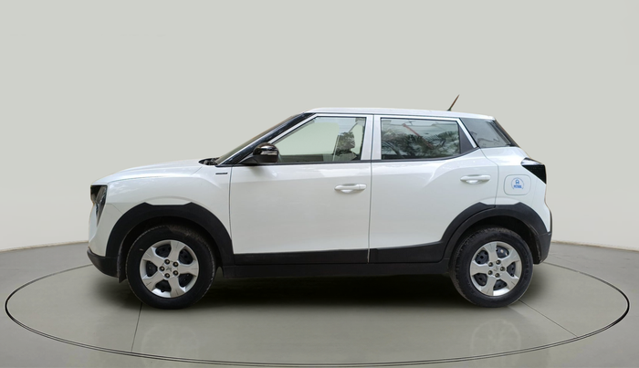 2024 Mahindra XUV 3XO MX2 Pro 1.2 L TCMPFI AT, Petrol, Automatic, 4,983 km, exterior