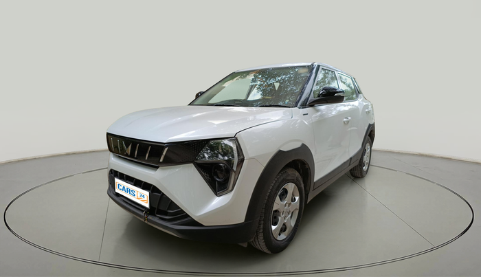 2024 Mahindra XUV 3XO MX2 Pro 1.2 L TCMPFI AT, Petrol, Automatic, 4,983 km, exterior