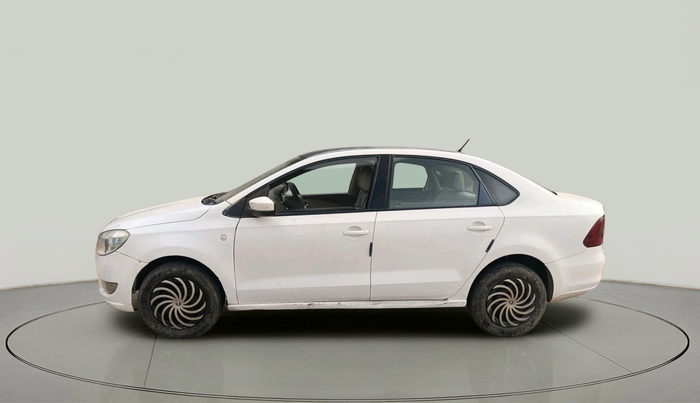 2012 Skoda Rapid AMBITION 1.6 TDI CR MT, Diesel, Manual, 1,56,608 km, exterior