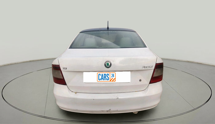 2012 Skoda Rapid AMBITION 1.6 TDI CR MT, Diesel, Manual, 1,56,608 km, exterior