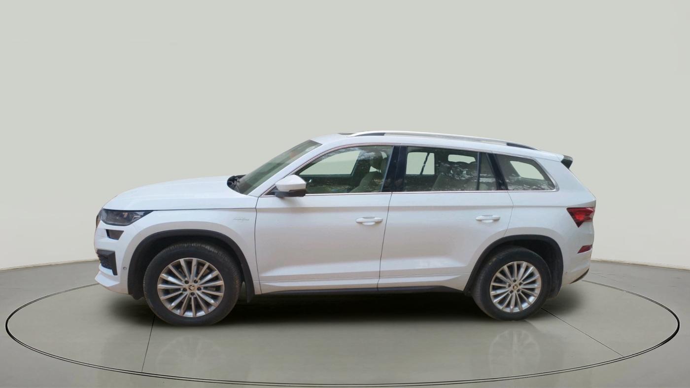 2022 Skoda Kodiaq L&K, Petrol, Automatic, 76,000 km, exterior