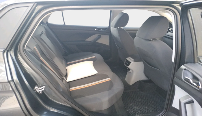 2023 Skoda KUSHAQ AMBITION 1.0L TSI AT, Petrol, Automatic, 11,943 km, interior