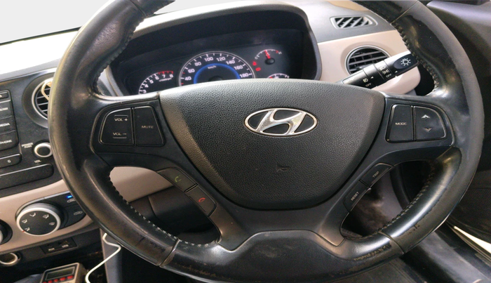 2015 Hyundai Grand i10 ASTA AT 1.2 KAPPA VTVT, Petrol, Automatic, 1,17,794 km, interior