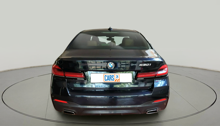 2022 BMW 5 Series 530i M Sport, Petrol, Automatic, 32,897 km, exterior