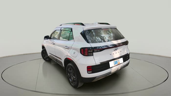 2024 Hyundai VENUE SX 1.2 PETROL, Petrol, Manual, 10,679 km, exterior