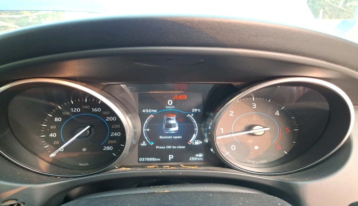 2018 Jaguar XE PORTFOLIO DIESEL, Diesel, Automatic, 37,888 km, interior