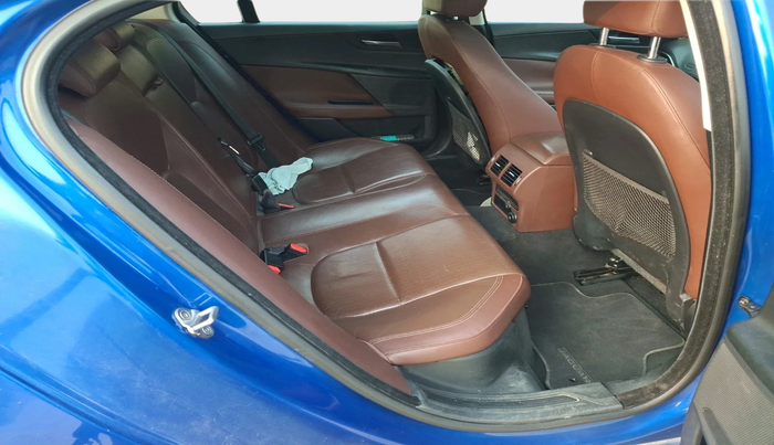 2018 Jaguar XE PORTFOLIO DIESEL, Diesel, Automatic, 37,888 km, interior