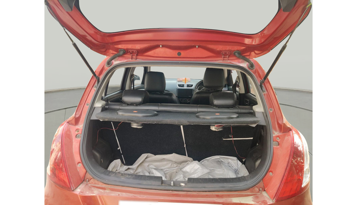 2014 Maruti Swift VXI, Petrol, Manual, 1,07,885 km, exterior