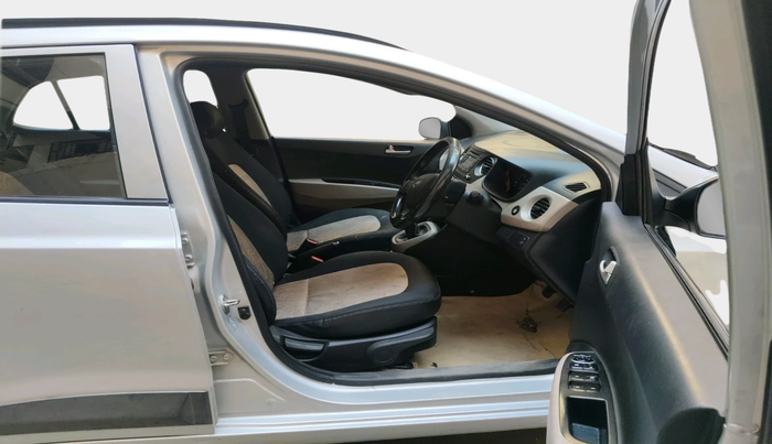 2014 Hyundai Grand i10 ASTA 1.1 CRDI, Diesel, Manual, 1,20,302 km, interior