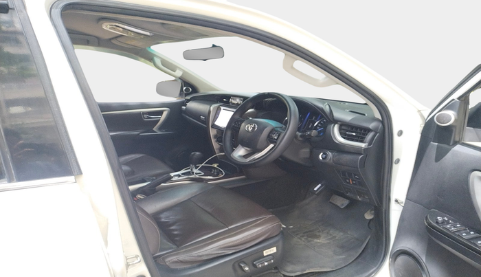 2017 Toyota Fortuner 2.8 4X4 AT, Diesel, Automatic, 2,25,836 km, interior