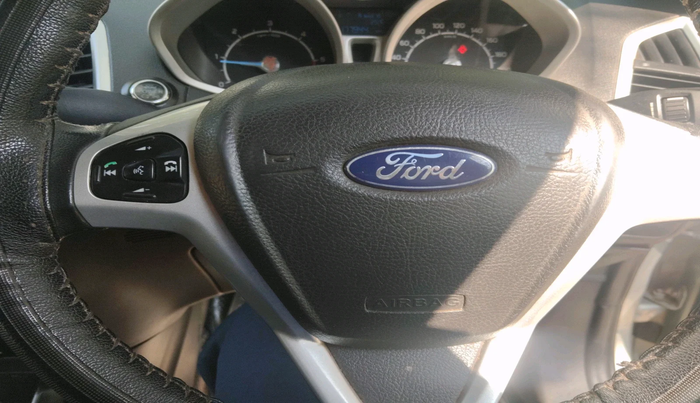 2013 Ford Ecosport TITANIUM 1.5L DIESEL (OPT), Diesel, Manual, 1,77,944 km, interior