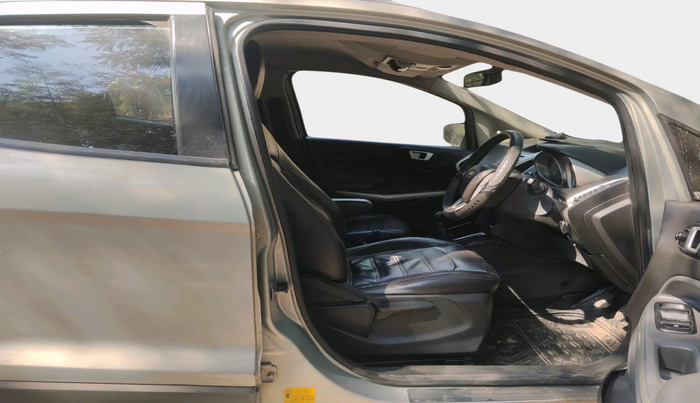 2013 Ford Ecosport TITANIUM 1.5L DIESEL (OPT), Diesel, Manual, 1,77,944 km, interior